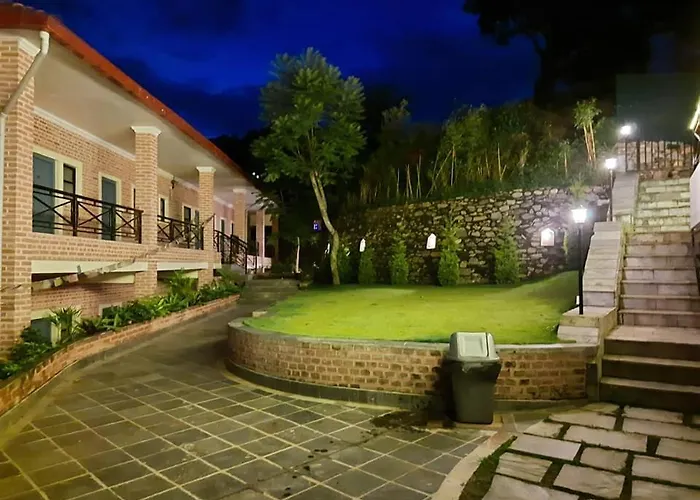Himalaya Queen Bee Resort ホテル カトマンズ
