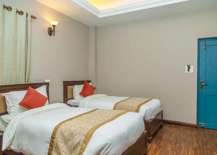 Himalaya Queen Bee Resort 3*